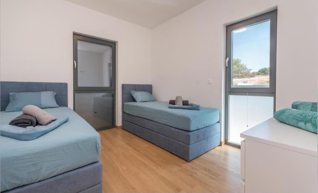 Dvj Apartments 3 Sveti Filip i Jakov Extérieur photo